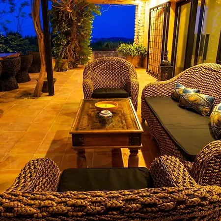 Maya 6 Chambres Piscine Wifi Βίλα *