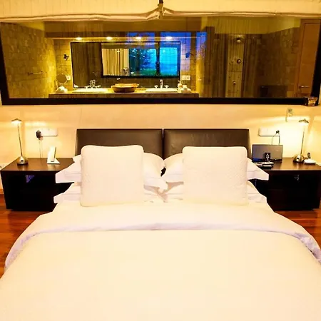 Βίλα Maya 6 Chambres Piscine Wifi Fréjus