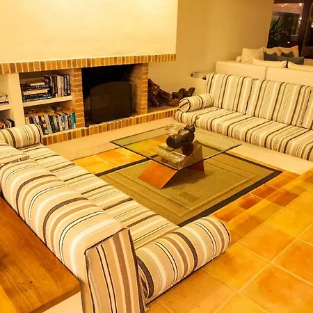 Maya 6 Chambres Piscine Wifi Βίλα